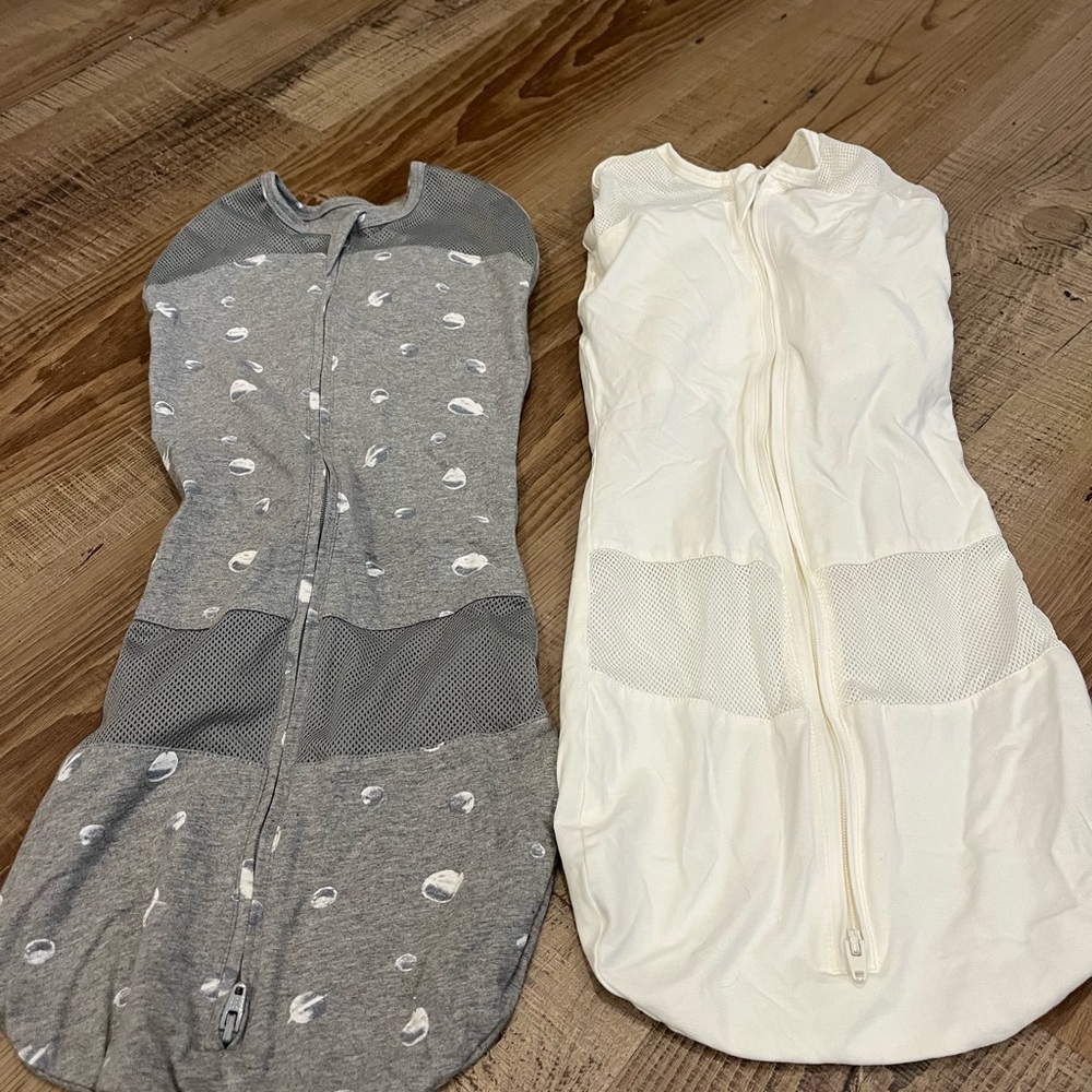 Cozy Baby Sleep Sacks - Gray and White